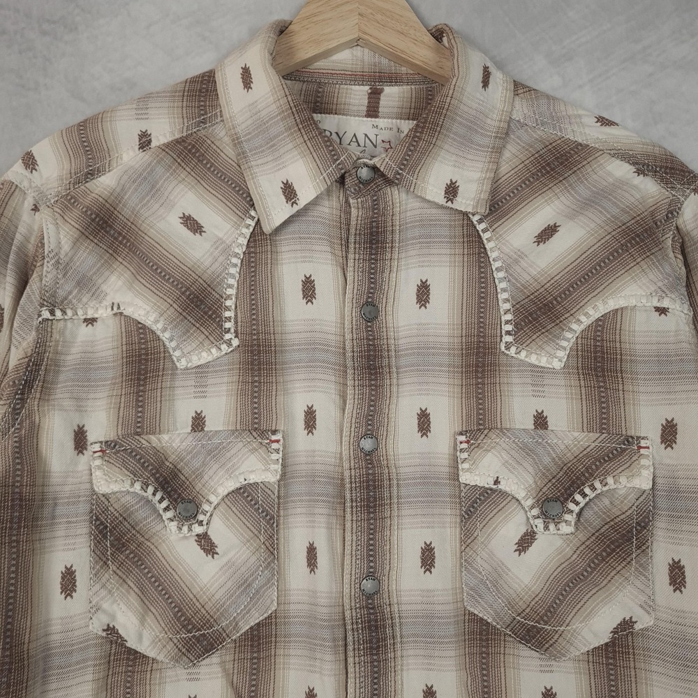 Ryan Michael Shirt Mens Medium Brown Plaid Western Snap Crochet Embroidered Yoke